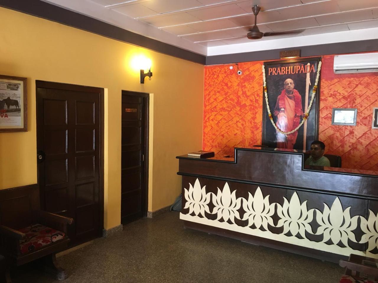 Mvt酒店及餐厅 Vrindāvan 外观 照片